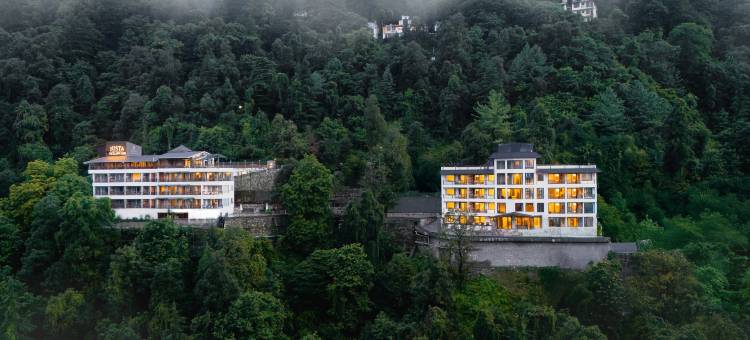 慕苏里的jüSTa圆形橡木(Justa Hollow Oak, Mussoorie)图片