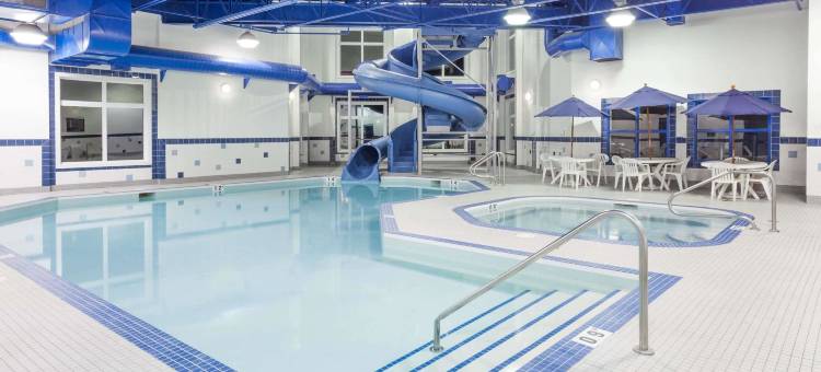 德雷顿谷华美达酒店(Ramada by Wyndham Drayton Valley)图片