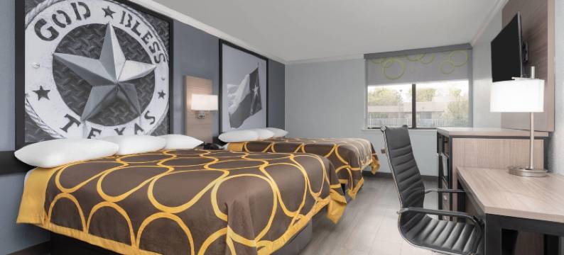 温德姆速8酒店-沃斯堡娱乐区(Super 8 by Wyndham Fort Worth Entertainment District)图片