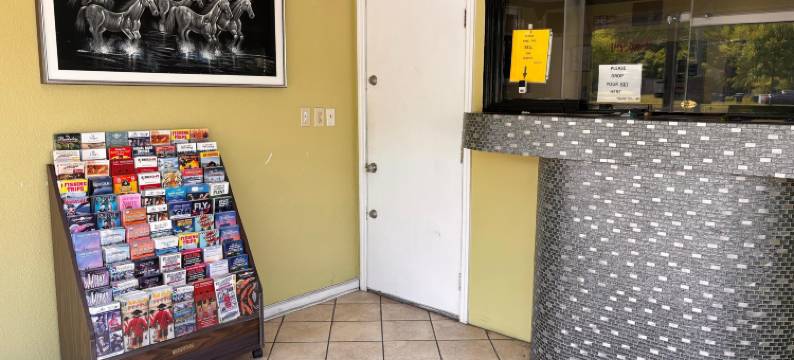 OYO纽波特纽斯US-60日出酒店(Sunrise Inn by OYO Newport News US-60)图片