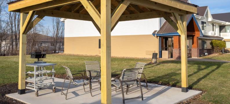 马斯卡廷美吟温德姆酒店(AmericInn by Wyndham Muscatine)图片