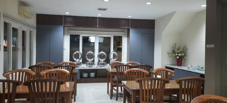 英达2号酒店(Hotel Cepu Indah 2)图片