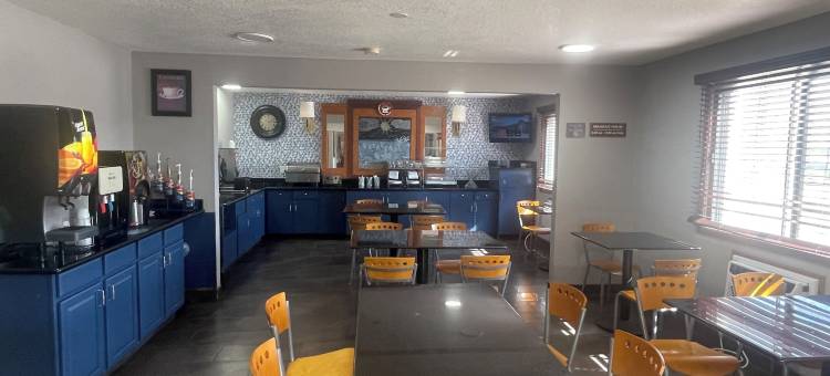 康瑟尔布拉夫斯美国旅馆(American Inn Council Bluffs)图片