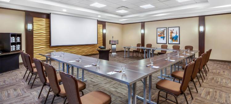埃德蒙顿机场贝斯特韦斯特优质酒店(Best Western Plus Edmonton Airport Hotel)图片