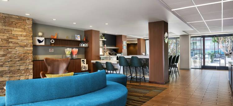 洛杉矶国际机场/埃尔塞贡多万枫酒店(Fairfield Inn & Suites by Marriott Los Angeles LAX/El Segundo)图片