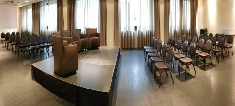 阿莱格罗塔利亚金色宫殿酒店(Hilton Turin Centre)图片