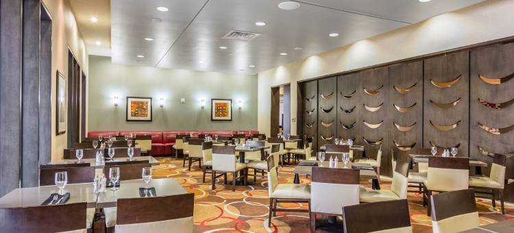 伊丽莎白纽瓦克机场希尔顿安泊酒店(Embassy Suites by Hilton Newark Airport)图片
