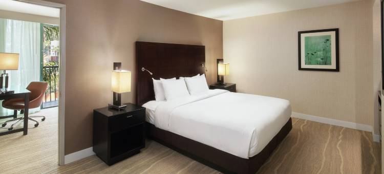 圣迭戈酒店区希尔顿逸林酒店(DoubleTree by Hilton San Diego Hotel Circle)图片