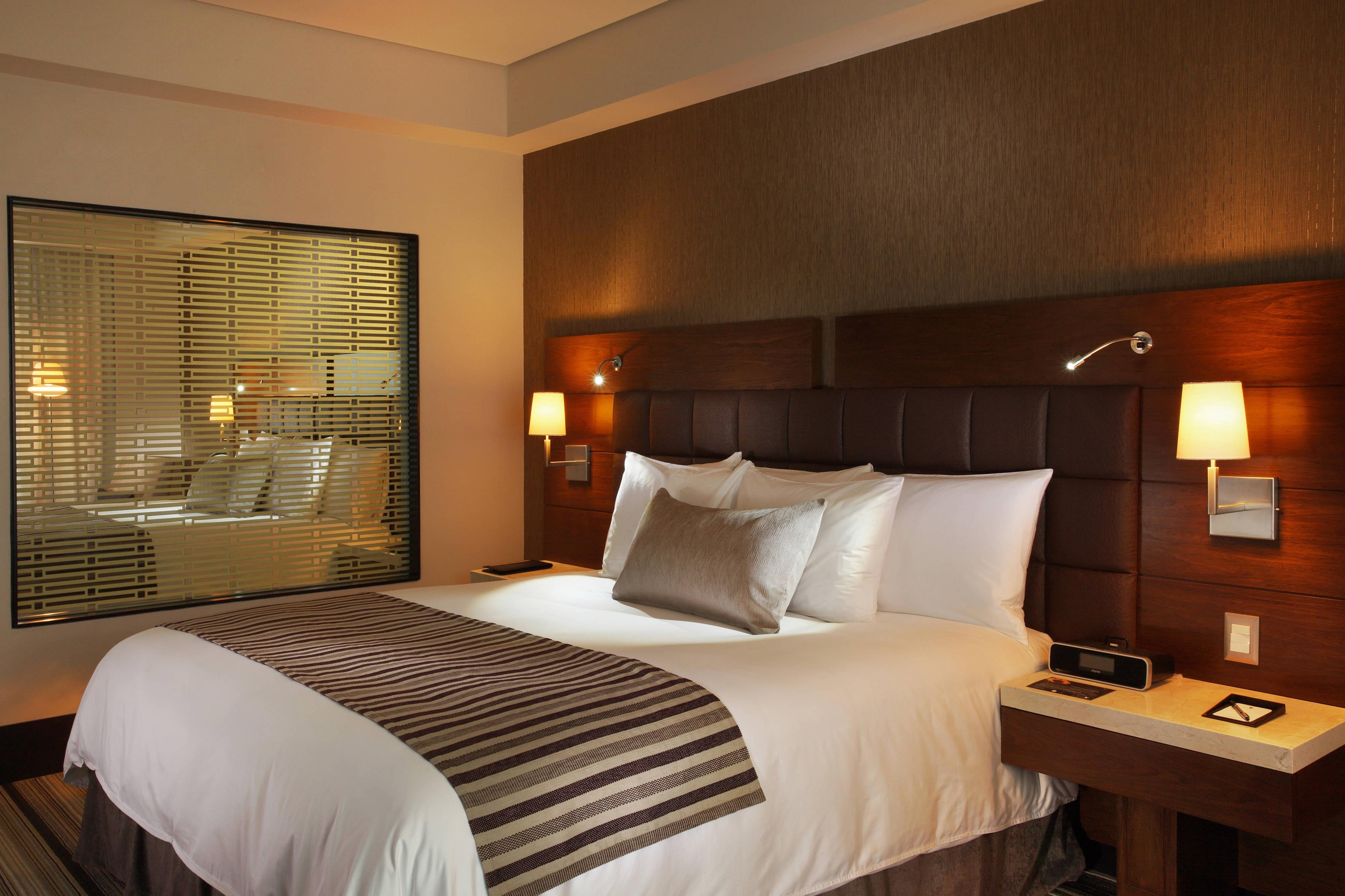 JW Marriott Hotel Mexico City Santa Fe-Mexico City Updated 2023 Room  Price-Reviews & Deals 