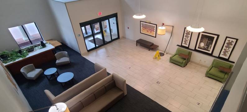 洲际酒店集团智选假日酒店 - 纽顿福尔斯(Holiday Inn Express LORDSTOWN-NEWTON FALLS/WARREN by IHG)图片