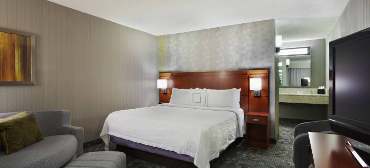 芝加哥圣查尔斯万怡酒店(Courtyard Chicago St. Charles)图片