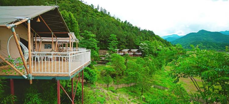 白鹤山庄特色民宿(司百路1号分店)图片