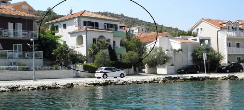 伊万卡 - 距海10米 - A3(Ivanka - 10 m from Sea - A3)图片