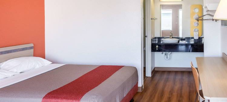 贝克斯菲尔德会议中心6号汽车旅馆(Motel 6 Bakersfield, CA - Convention Center)图片