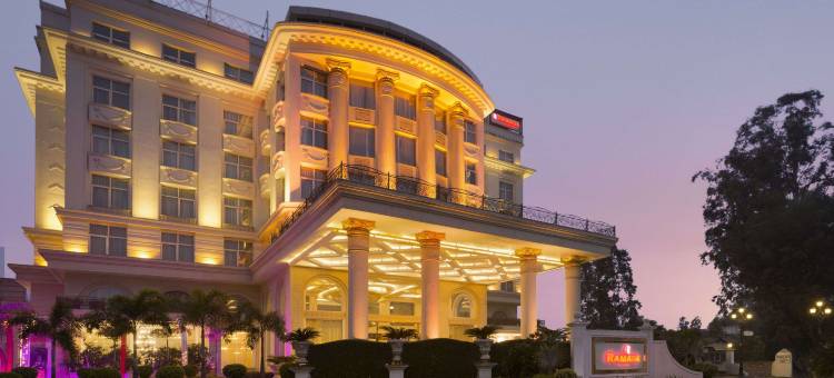 昌迪加尔吉拉克普尔温德姆华美达广场酒店(Ramada Plaza by Wyndham Chandigarh Zirakpur)图片