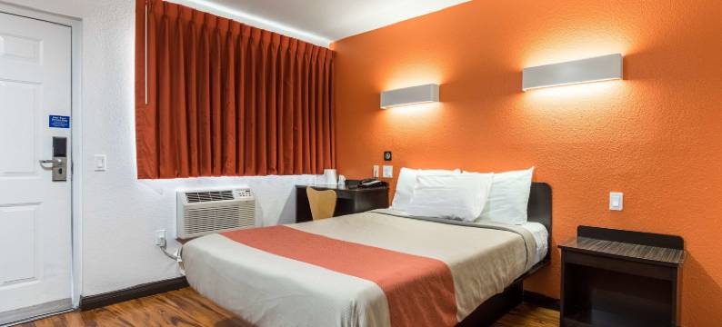 加利福尼亚里布市 - 汤加利福尼亚大学 6号汽车旅馆(Motel 6 Riverside, CA - UCR East)图片