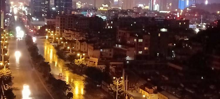 大理三环郡城自由空间公寓(祥云路分店)图片
