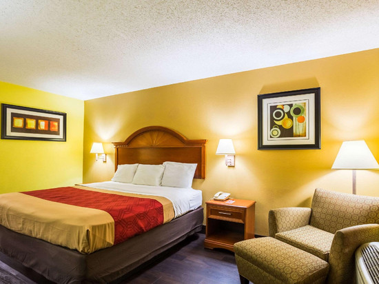 皮卡尤恩伊克诺旅馆