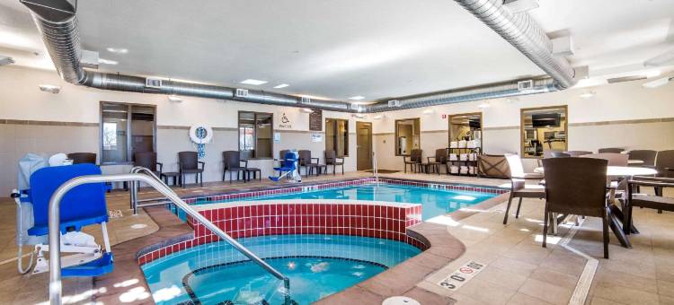 夏延舒适酒店(Comfort Inn & Suites)图片