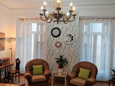 布鲁纳普拉多大道旅馆