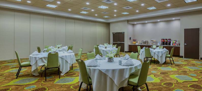 本德欢朋酒店(Hampton Inn & Suites Bend)图片