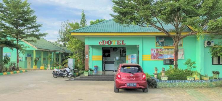 Edotel Smkn 2 Pinrang Mitra RedDoorz图片