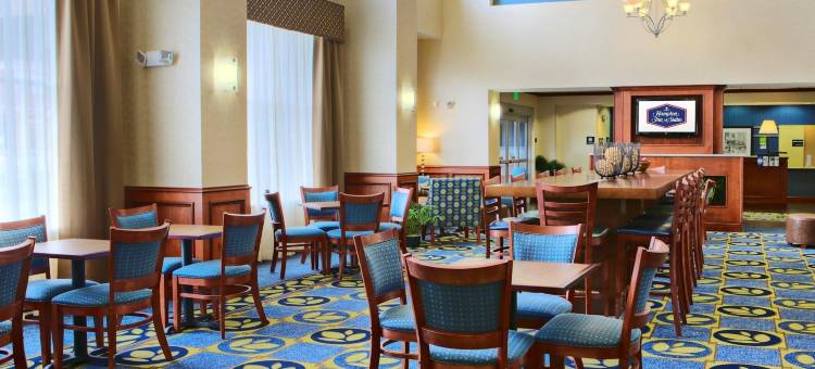 里奇克雷斯特欢朋酒店及套房(Hampton Inn & Suites Ridgecrest)图片