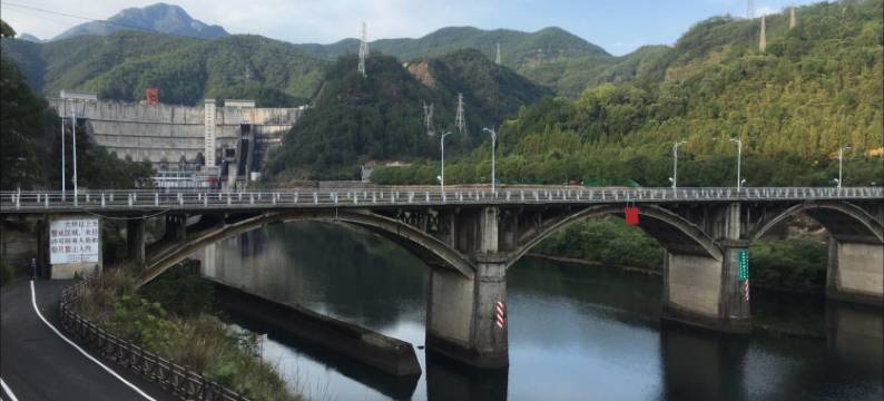 云和仙宫湖鱼头馆住宿图片