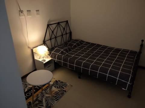 仔暄公寓(勤政路分店)