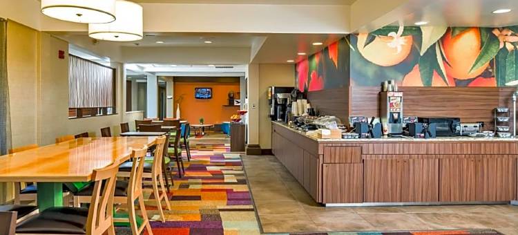 杰克逊维尔机场万枫套房酒店(Fairfield Inn & Suites Jacksonville Airport)图片