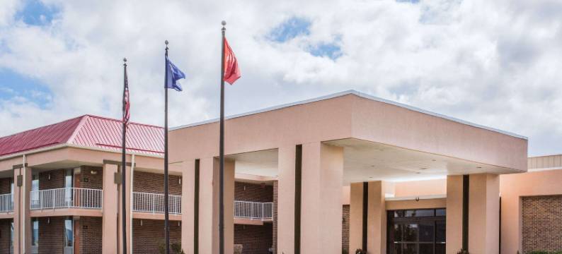 维斯维尔温德姆华美达酒店(Ramada by Wyndham Wytheville)图片