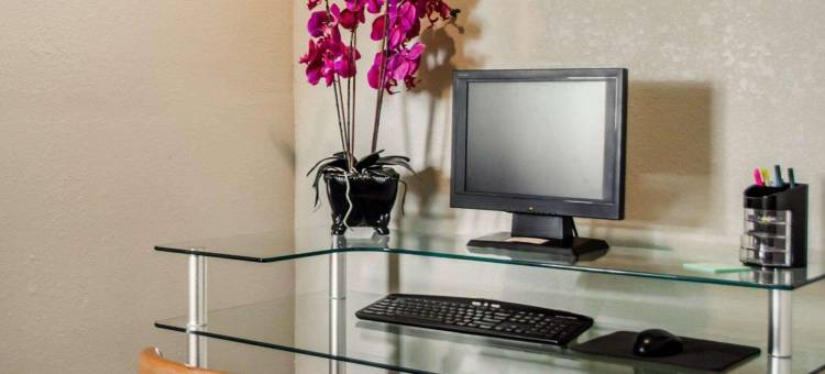 凯艺酒店-近海牛泉州立公园(Quality Inn Near Manatee Springs State Park)图片