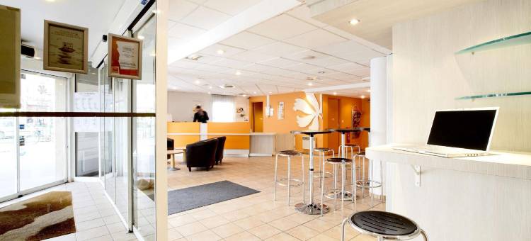 巴黎西部 - 叙雷纳桥至尊酒店(Premiere Classe Paris Ouest - Pont de Suresnes)图片