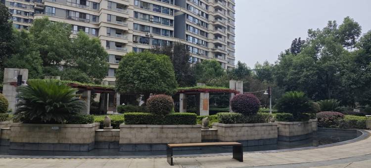 三峡客运港九码头万达中心医院宜昌公寓(夷陵大道分店)图片