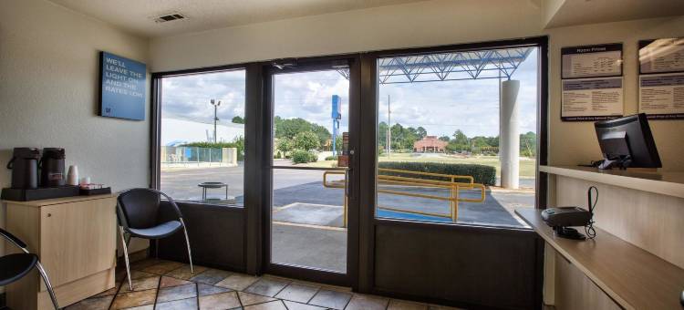 多森6号汽车旅馆(Motel 6 Dothan, Al)图片