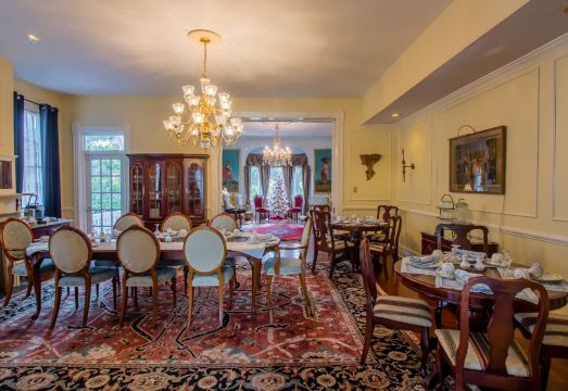 Amethyst Garden Hotel Overview