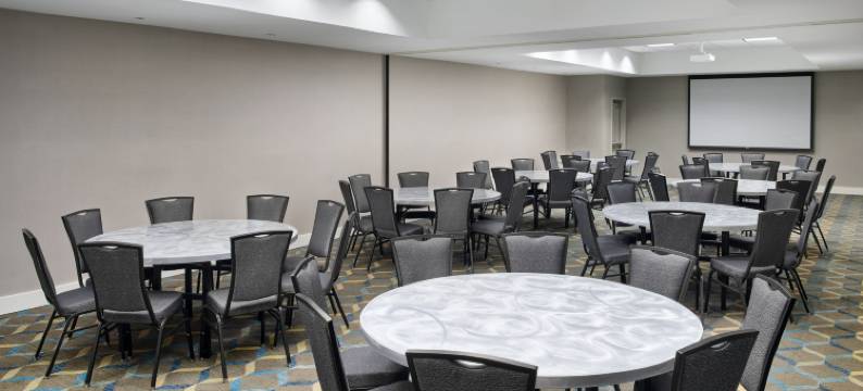 迈尔斯堡I-75和海湾海岸购物中心居家酒店(Residence Inn Fort Myers at I-75 and Gulf Coast Town Center)图片