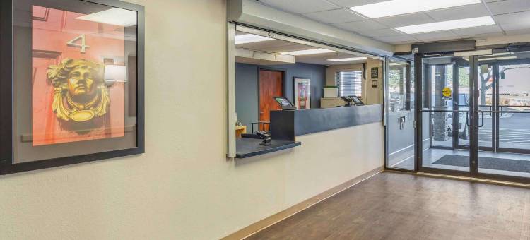 芝加哥唐纳斯格罗夫美国长住精选套房酒店(Extended Stay America Select Suites - Chicago - Downers Grove)图片