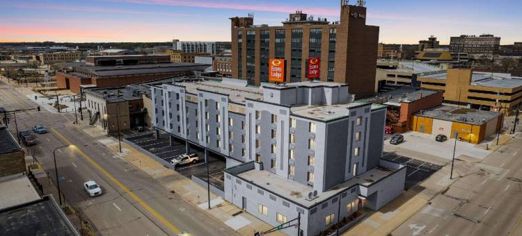 伊克诺套房旅馆(Econo Lodge Inn & Suites)图片