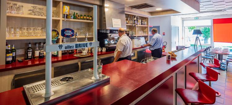 诺米斯布里夫酒店 - 勒泰恩舒里耶餐厅(Logis Hotel Noemys Brive - Restaurant le Teinchurier)图片