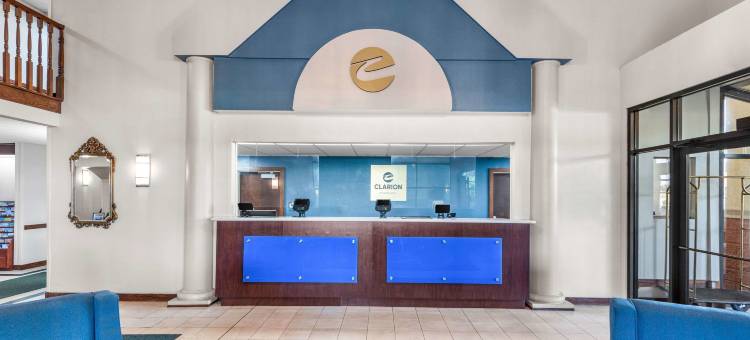 克拉丽奥西北套房酒店(Clarion Inn & Suites Northwest)图片