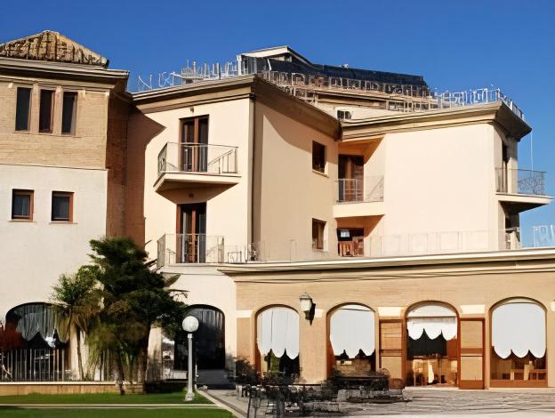 Park Hotel Imperatore Adriano Over view