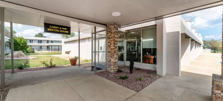 万达利亚凯艺套房酒店 - 近 I-70 及高速公路 51 号(Quality Inn & Suites Vandalia Near I-70 and Hwy 51)图片