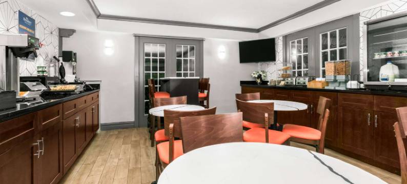 奥斯汀大学区呗盟酒店(Baymont by Wyndham Austin University Area)图片