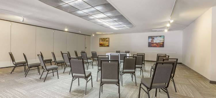 风车套房惊喜-凤凰城，傲途格精选酒店(Windmill Suites Surprise - Phoenix, Ascend Hotel Collection)图片