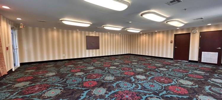 贝斯特韦斯特SureStay, 利斯维尔约翰逊堡快捷酒店(Express Inn Leesville Ft Johnson, SureStay Collection by BW)图片