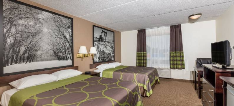 埃德森温德姆速8酒店(Super 8 by Wyndham Edson)图片