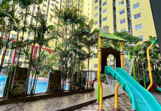 Hotel Gunawangsa Merr Hotel Overview