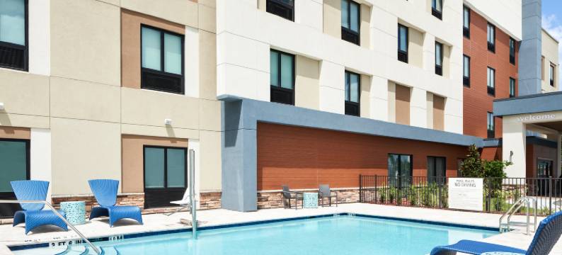 克莱维斯顿欢朋酒店(Hampton Inn Clewiston)图片