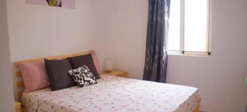 Cosy & Relax Yellow House 5mn Walk from the Beach!图片